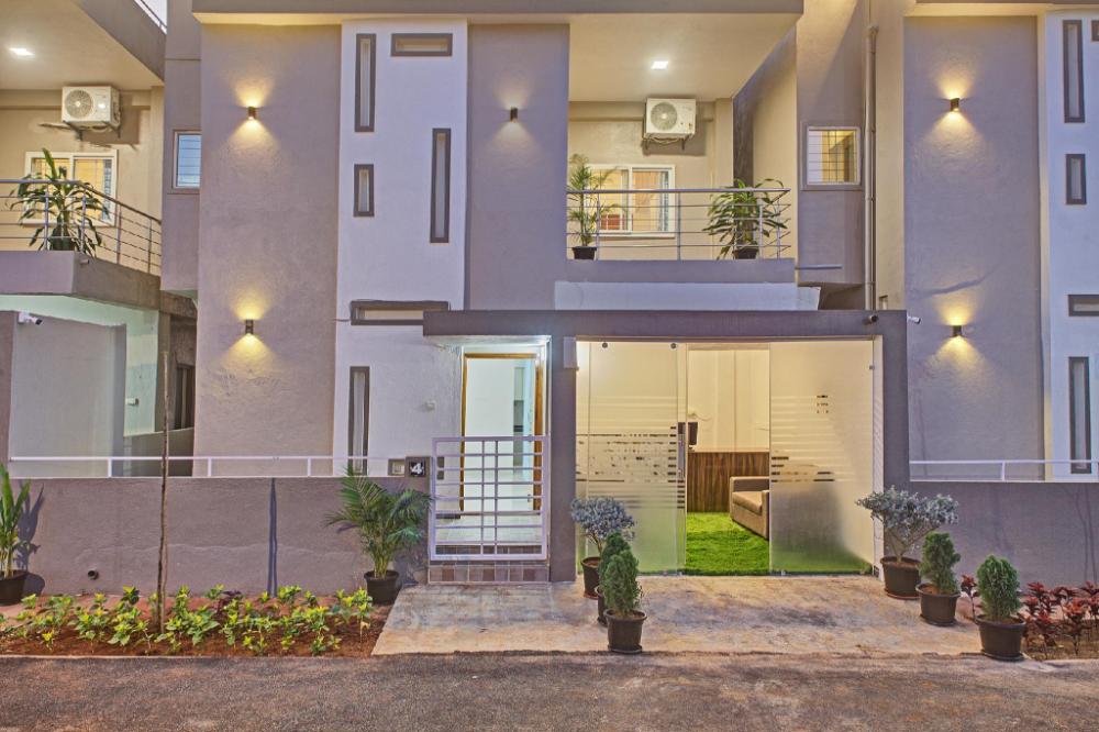hotel southgate villas near bangalore airport