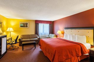 Quality Inn & Suites Lincoln South,Nebraska>>Lincoln,3 star