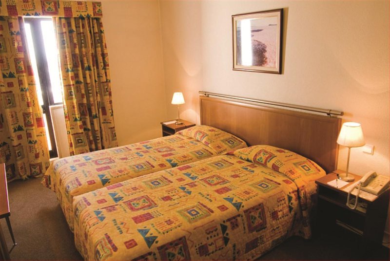 holiday inn express and suites lisbon principe real by ihg