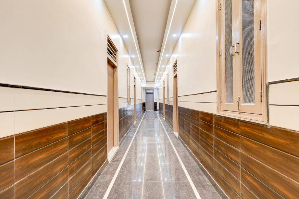 super hotel o bal gopal