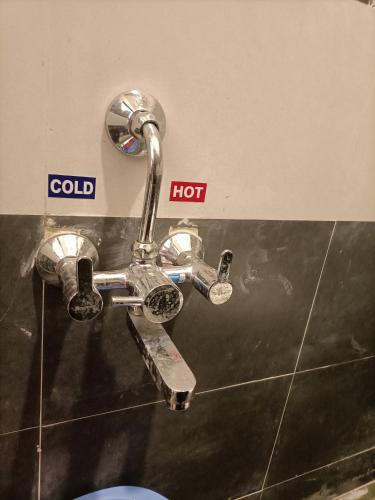 nks service apartment