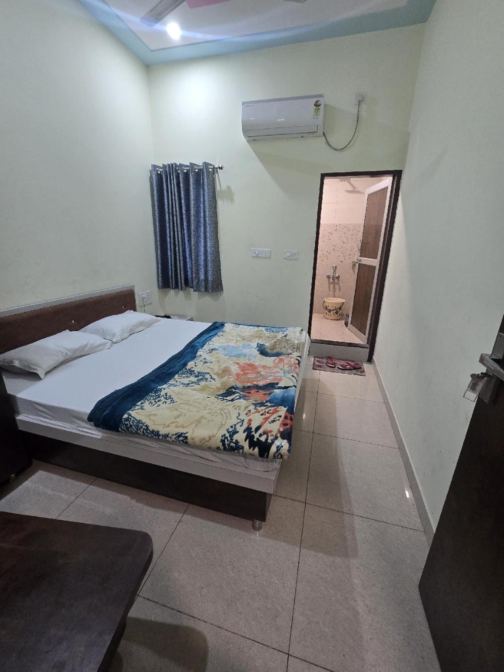 royal hotel and restaurant