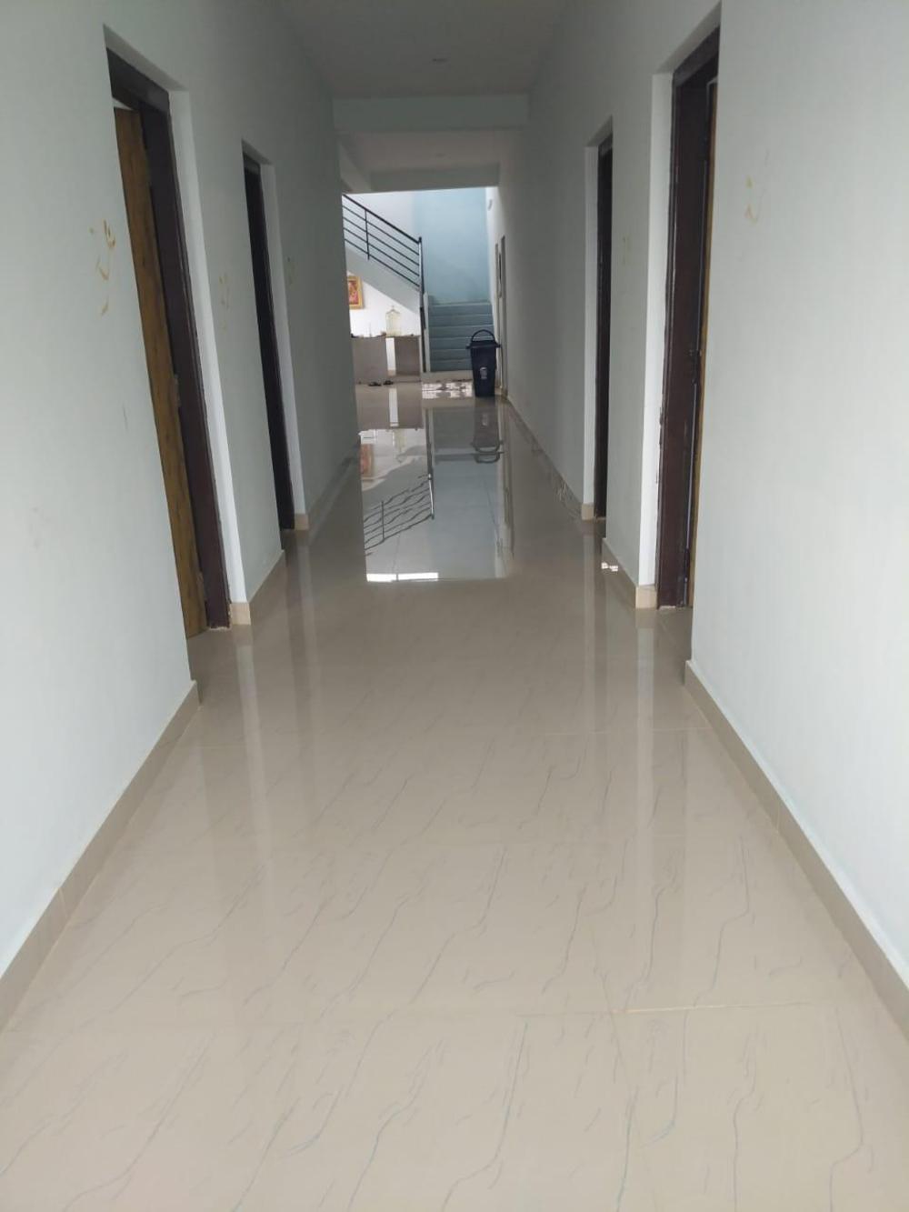 yatri nivas huthridurga