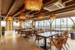 hotel royal bagh opposite city park