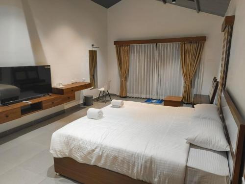 pulicat lake view resort