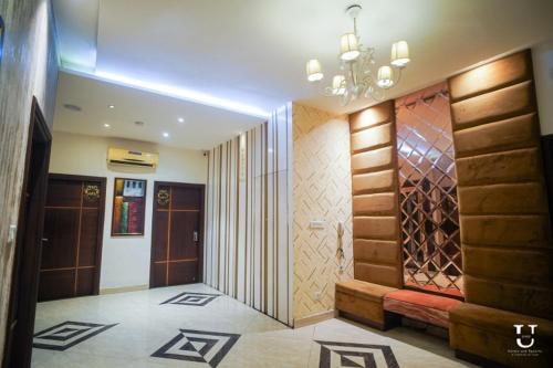 uno elite amritsar