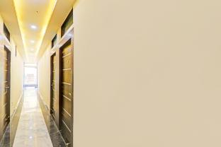 super collection o sheesh mahal hotel