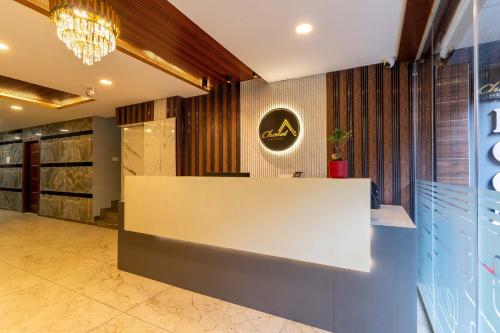 chalet hotel madiwala