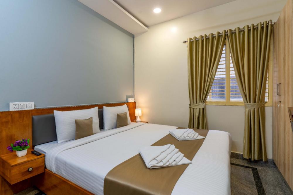 chalet hotel madiwala