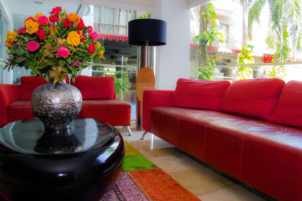 country international hotel