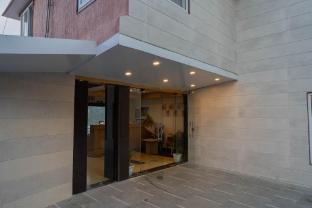 perfectstayz premium mall road