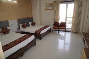 shree dwarkesh bhawan