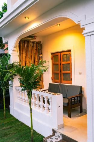 tranquill studio stays with hottub