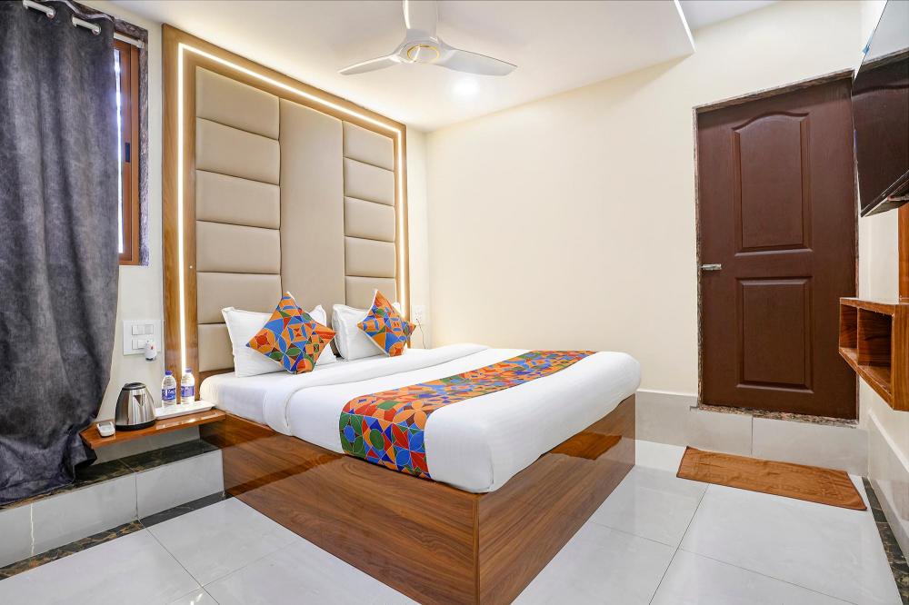 hotel eldoria palace