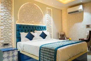 hotel meena aurum inn