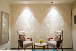 hotel meena aurum inn