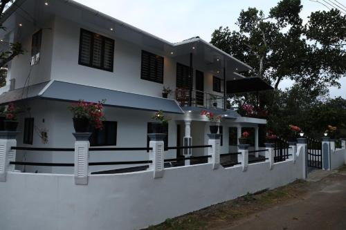 bougainvillea homestay