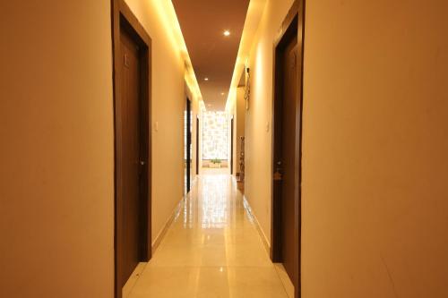 perfectstayz dhruv nanda