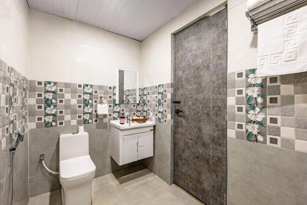 alaya stays balcony and hill view lake city heights