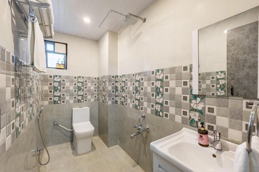 alaya stays balcony and hill view lake city heights