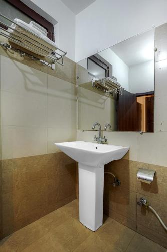 pax hotel sunrise inn