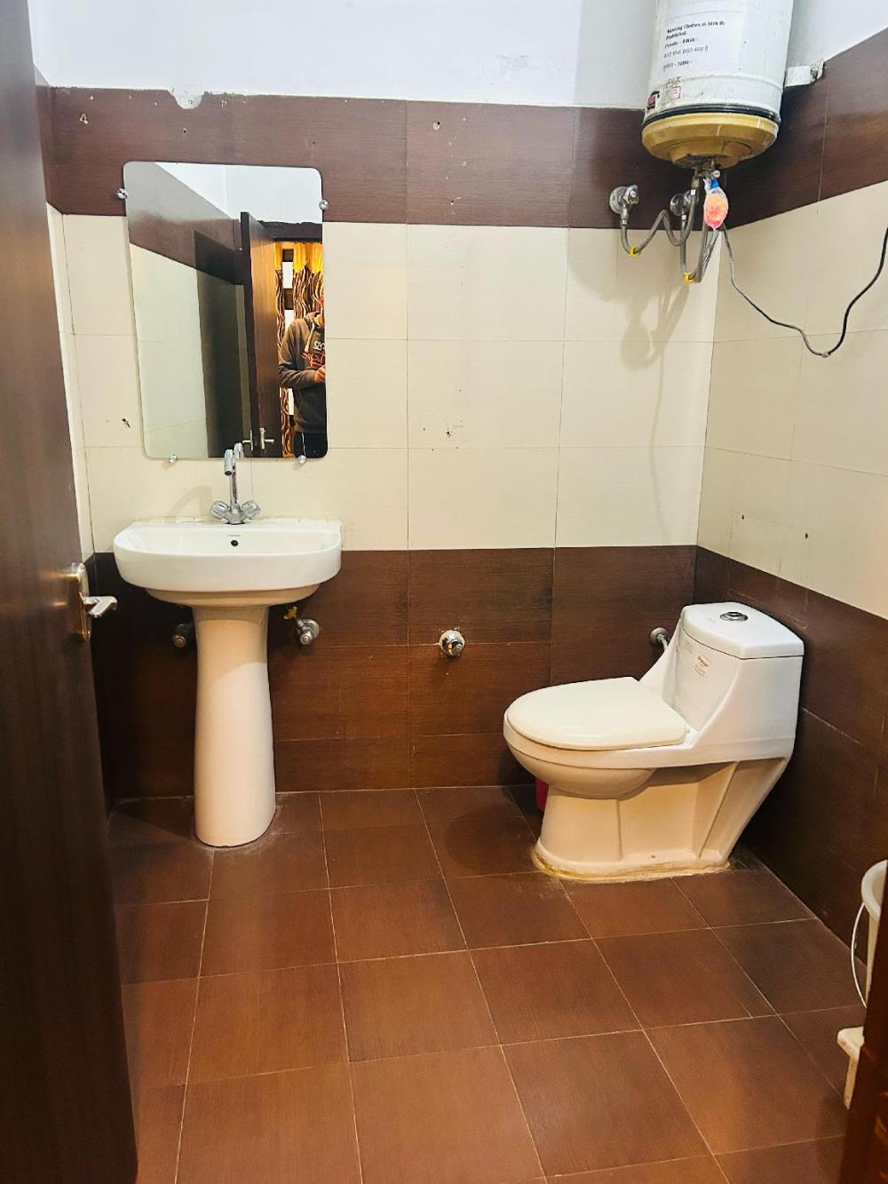 pax hotel sunrise inn