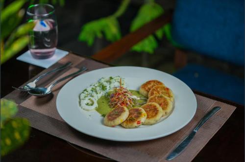 hotel srijan vrindavan