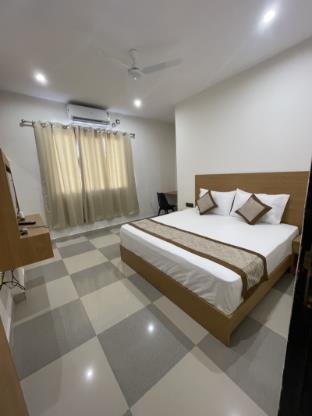 hotel srijan vrindavan