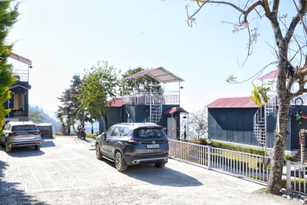 glamping heights resort