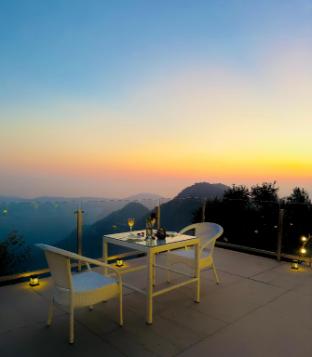 glamping heights resort