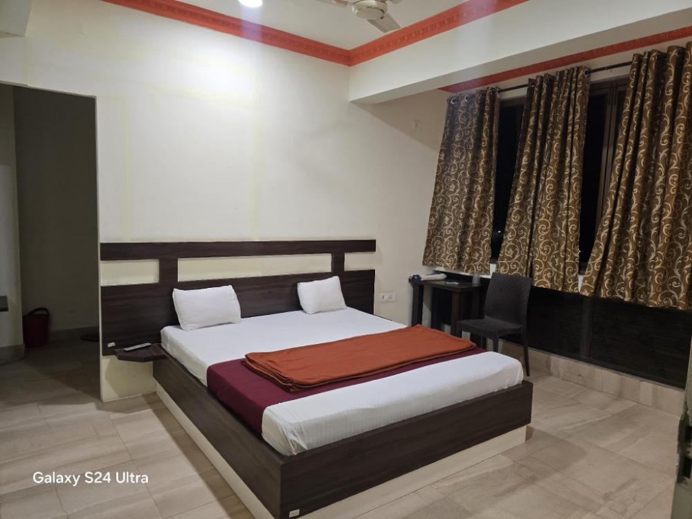 hotel devraj