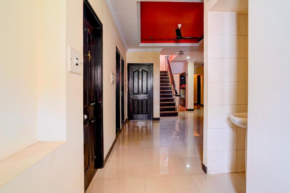 hotel o varun residency