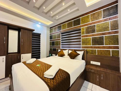 crystal winter arcade