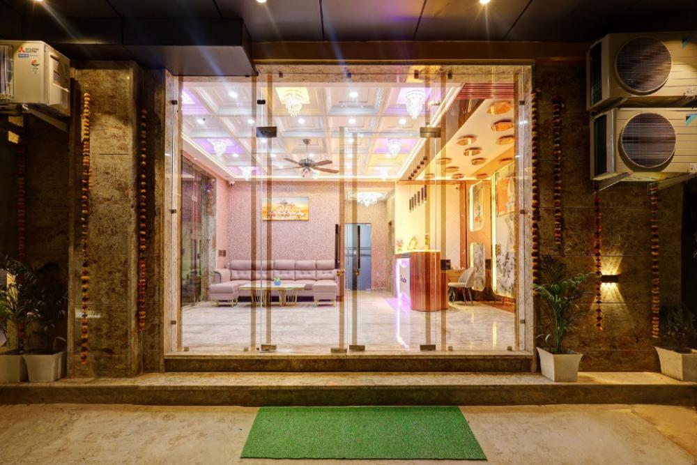 hotel armani suites delhi airport