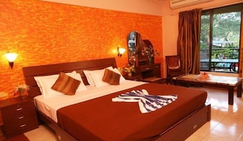 Horseland Hotel And Mountain Spa,Mahape>>Khalapur,3 star