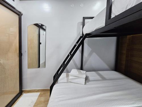 sea gadabout back packers