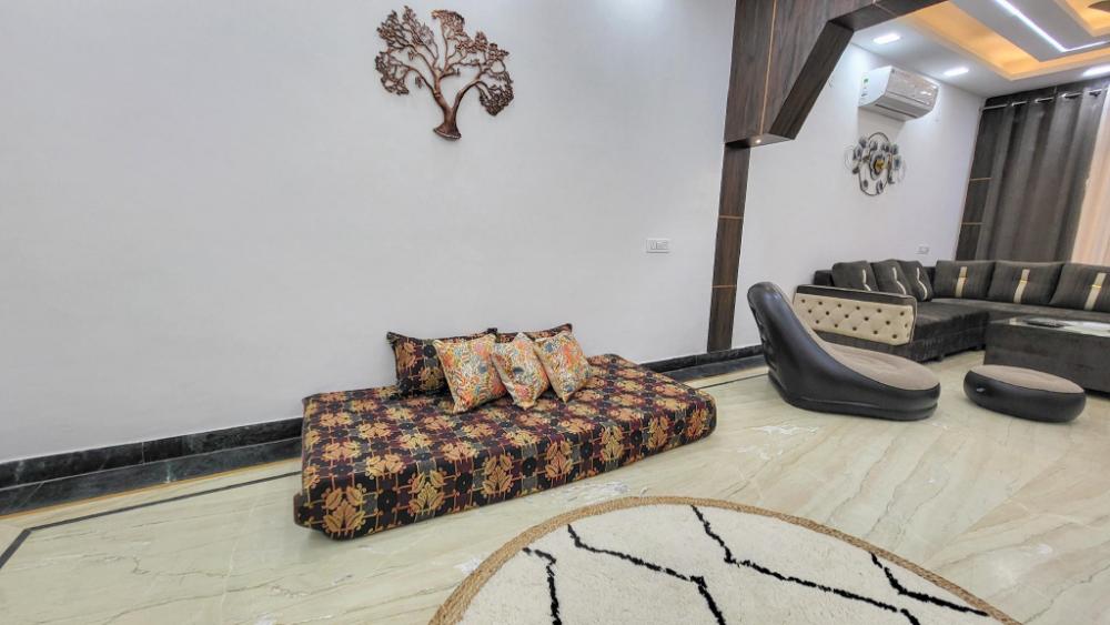 vacationbuddy 3 br home paschim vihar jwala heri