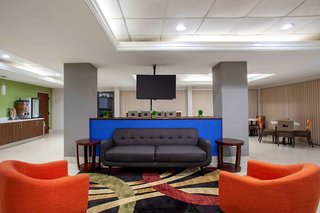 baymont by wyndham mcdonough