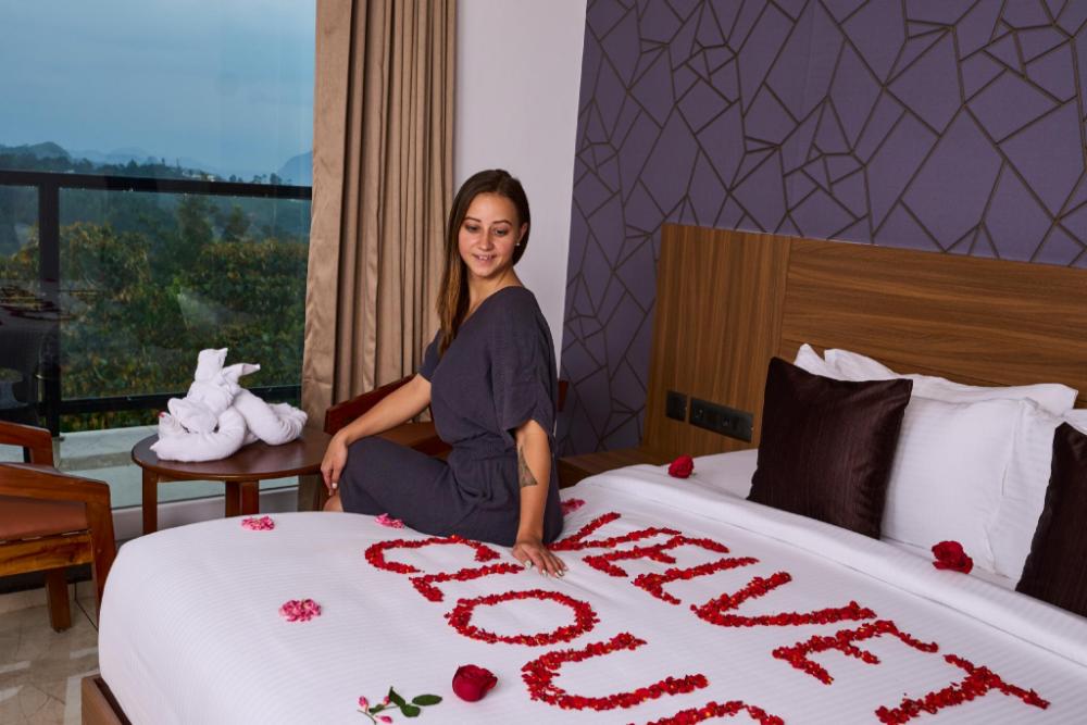 velvet clouds munnar