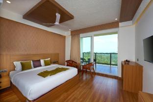 velvet clouds munnar