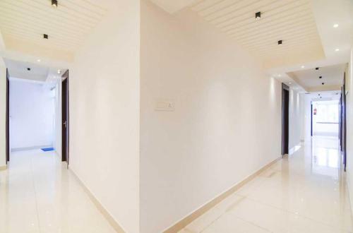 hotel o kalikapur haltu