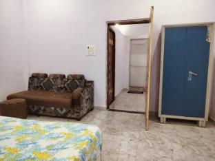 hotel gayatri palace