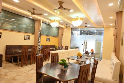 hotel riddhi regency