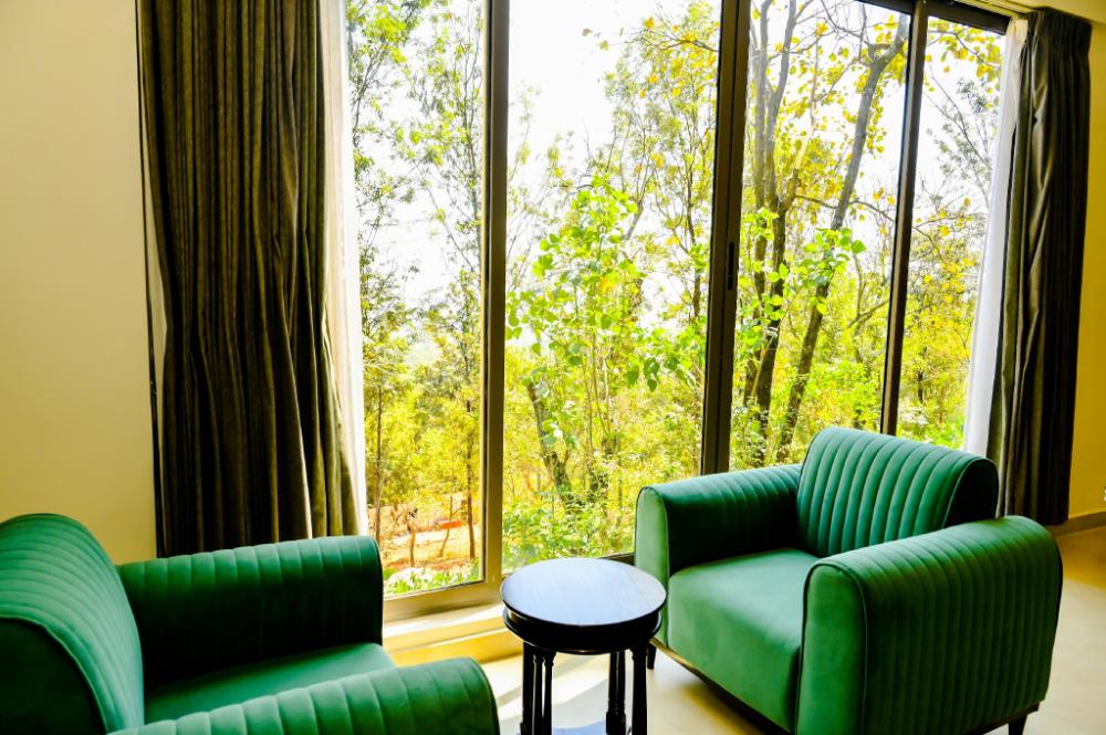 the zims luxor resort