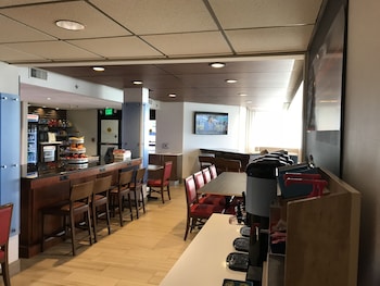 holiday inn express memphis medical center midtown by ihg