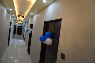 hotel hanumat palace