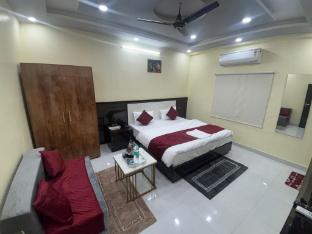 hotel hanumat palace