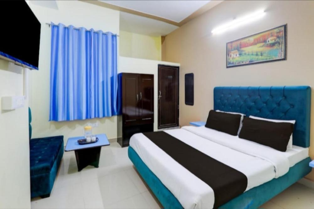 hotel abhivadya gange varanasi