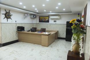 hotel om regency