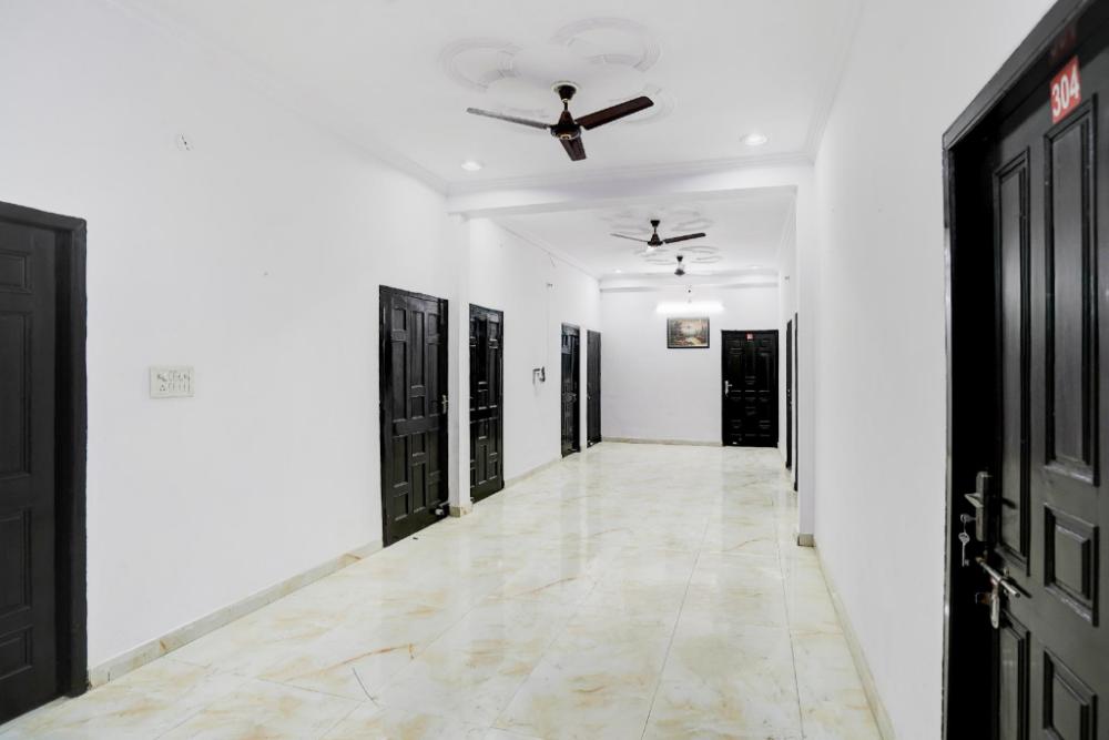 super hotel o garden view vrindavan lucknow